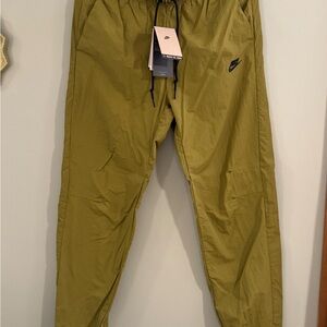 Nike Men's Olive Green Nylon Pants
